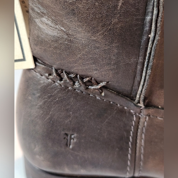 New! || FRYE || Cara booties, leather, flats, size 7.5, distressed, round toe - Picture 5 of 10